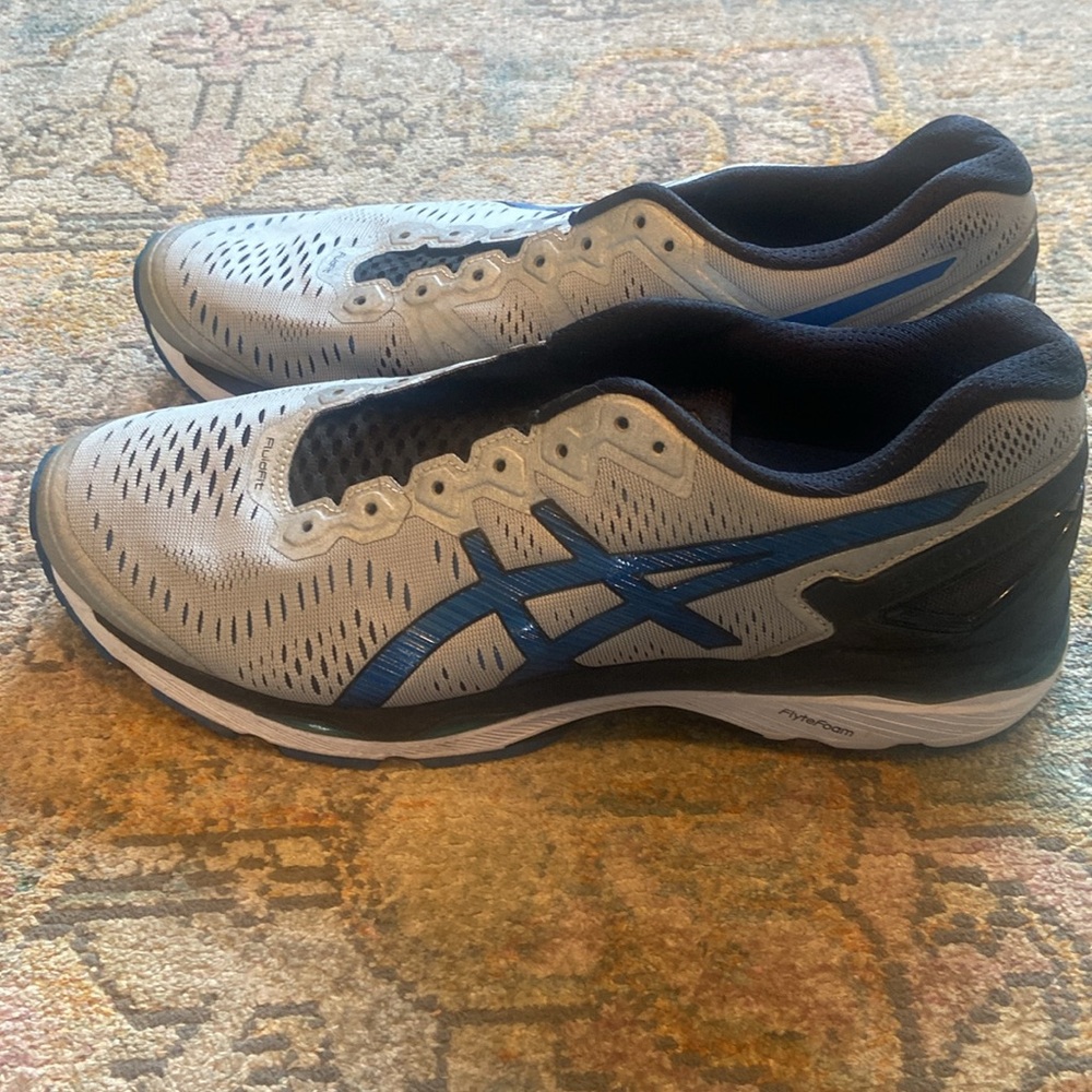 ASICS Gel Kayano 23 running shoes, US men’s 10, Silver/Blue